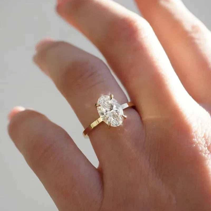 Classic S925 Sterling Silver 2.5CT Oval Moissanite Ring Fine Jewelry Plated with 18k Gold Suitable for Gift Giving Anniversary